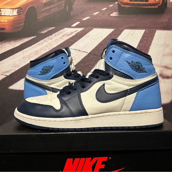 Jordan 1 High Obsidian UNC Size 7Y / 8.5W - Picture 2 of 7